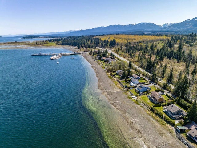 2 of 68 - 6768 Buckley Bay Frontage Rd, Fanny Bay, BC