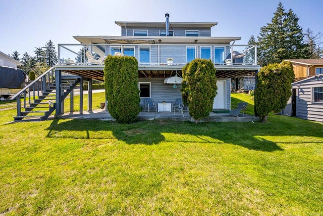 3 of 68 - 6768 Buckley Bay Frontage Rd, Fanny Bay, BC