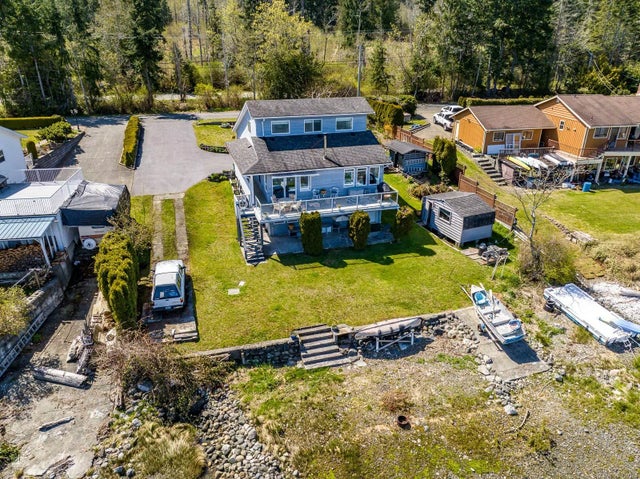 5 of 68 - 6768 Buckley Bay Frontage Rd, Fanny Bay, BC