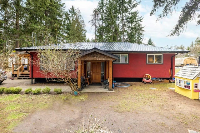 1 of 43 - 1110 Fair Rd, Errington, BC