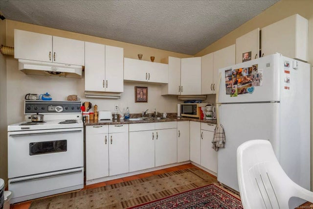 2 of 36 - 1036 Bertha Ave, Gabriola Island, BC