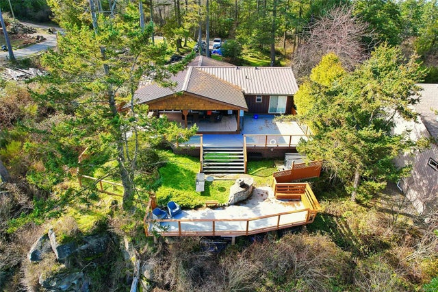 4 of 27 - 1100 Berry Point Rd, Gabriola Island, BC