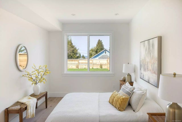 3 of 29 - 3209 Cook St, Chemainus, BC