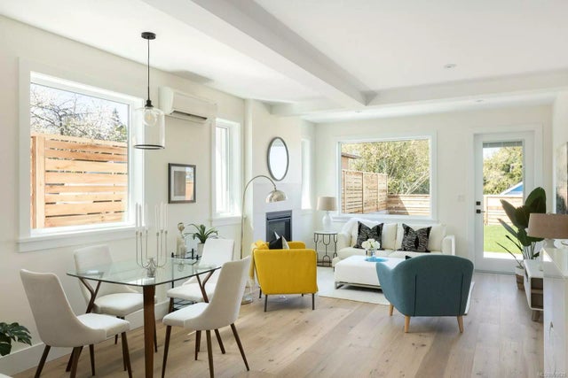 5 of 29 - 3209 Cook St, Chemainus, BC