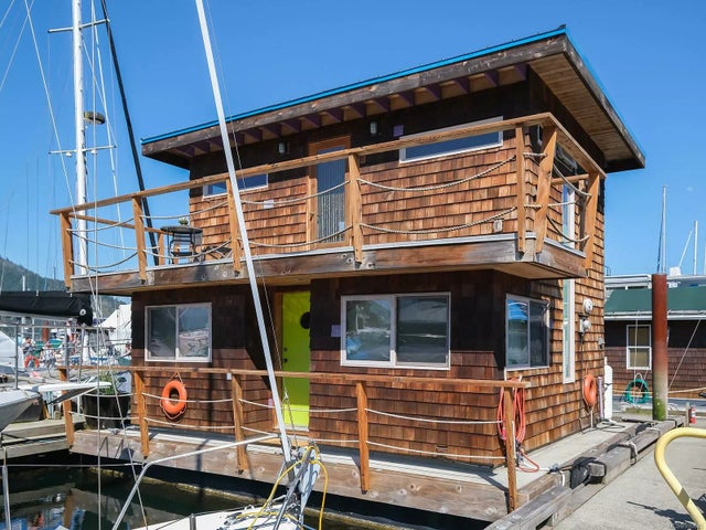 1 of 15 - 1745 Cowichan Bay Rd 3, Cowichan Bay, BC