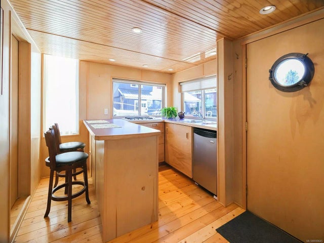 2 of 15 - 1745 Cowichan Bay Rd 3, Cowichan Bay, BC