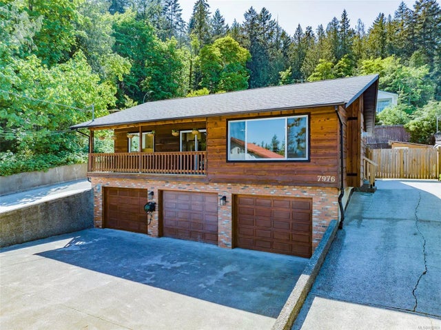 2 of 51 - 7976 Arthur St, Crofton, BC