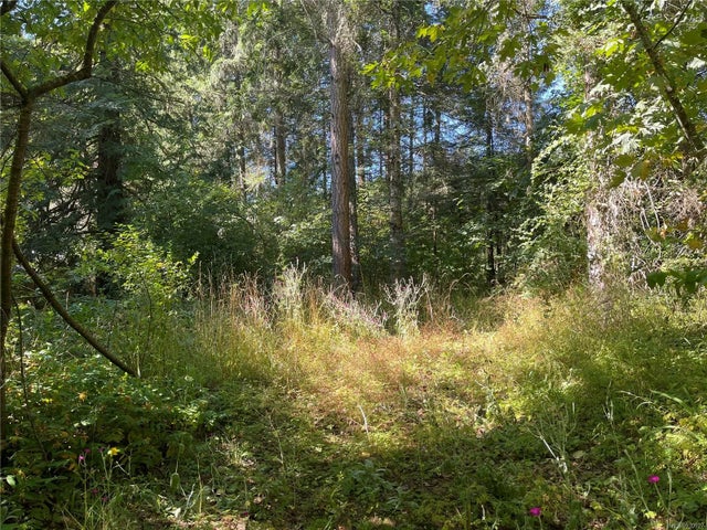 2 of 9 - Lot 40 Clamshell Dr, Gabriola Island, BC