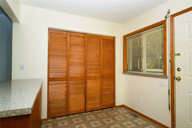 2 of 28 - 6508 Mystery Beach Rd, Fanny Bay, BC