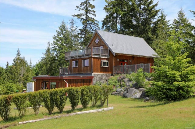 1 of 53 - 575 Balsam St, Gabriola Island, BC