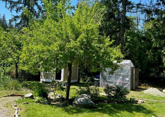 1 of 13 - 686 Gallagher Way, Gabriola Island, BC