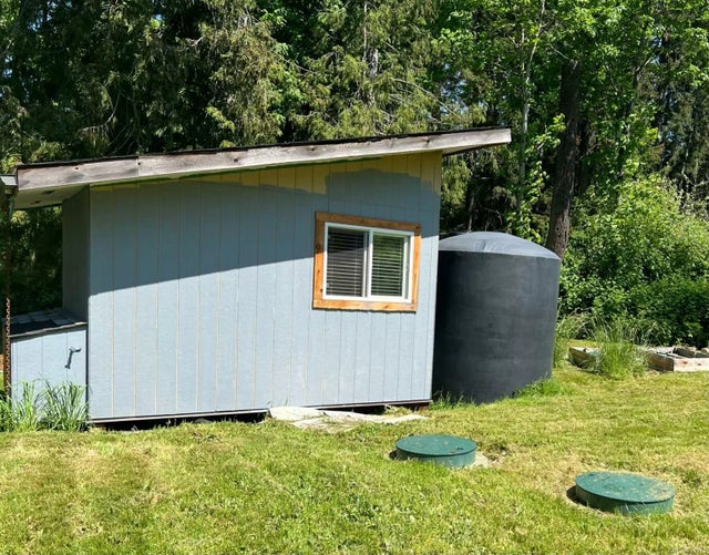 4 of 13 - 686 Gallagher Way, Gabriola Island, BC