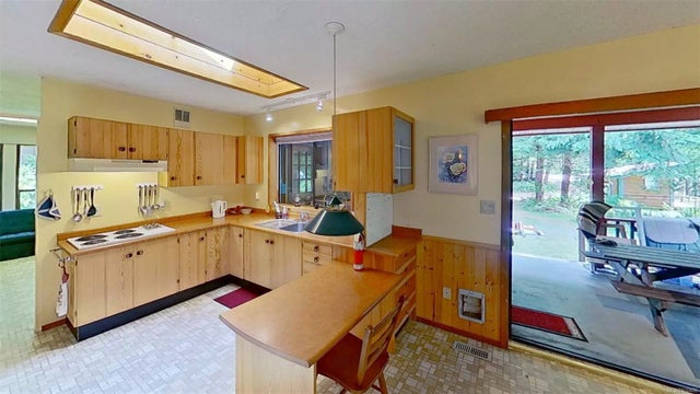 4 of 24 - 315 Spruce Ave, Gabriola Island, BC