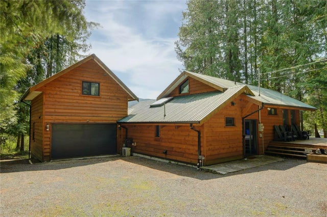 4 of 62 - 8335 Sa-seen-os Rd, Youbou, BC