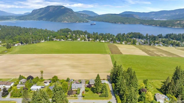 2 of 38 - 4410 Sears Rd, Cowichan Bay, BC