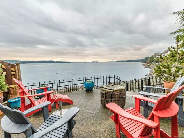 1 of 69 - 245 Oyster Cove Rd 4, Ladysmith, BC