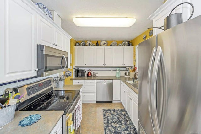 3 of 35 - 1573 Charlotte St, Crofton, BC