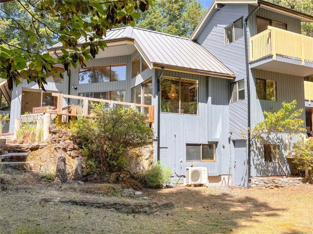 1 of 43 - 1031 Pat Burns Ave, Gabriola Island, BC