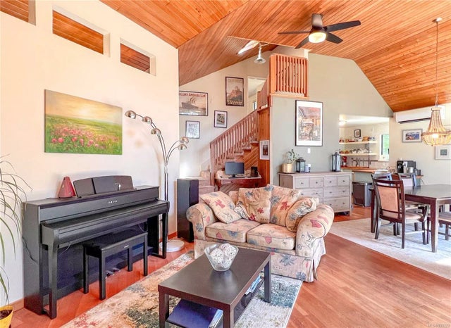 3 of 43 - 1031 Pat Burns Ave, Gabriola Island, BC