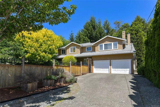 1 of 64 - 2689 Crystalview Dr, Langford, BC