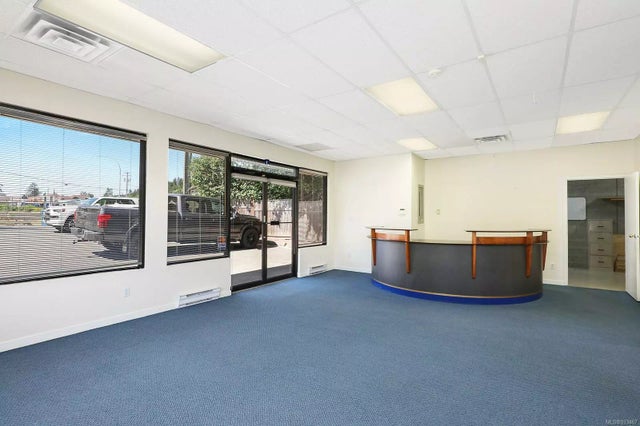 4 of 20 - 204 North Island Hwy 1, Courtenay, BC