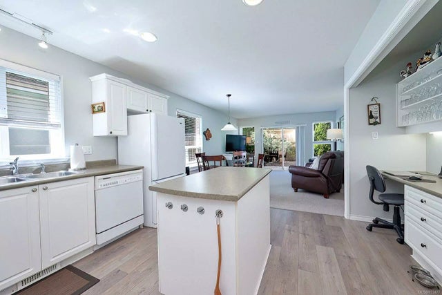 4 of 33 - 92 Bridgewater Lane, Parksville, BC