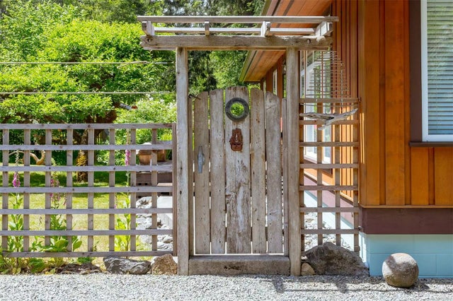 4 of 50 - 1487 Price Rd, Errington, BC