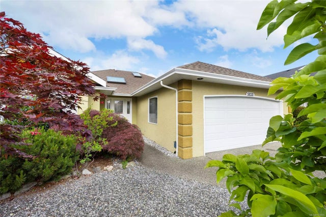 1 of 27 - 5123 Sam's Way, Nanaimo, BC