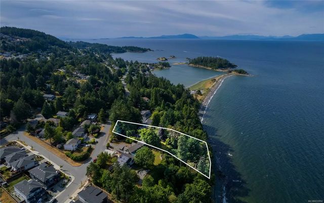 5 of 61 - 3580 Bonnie Dr, Nanaimo, BC