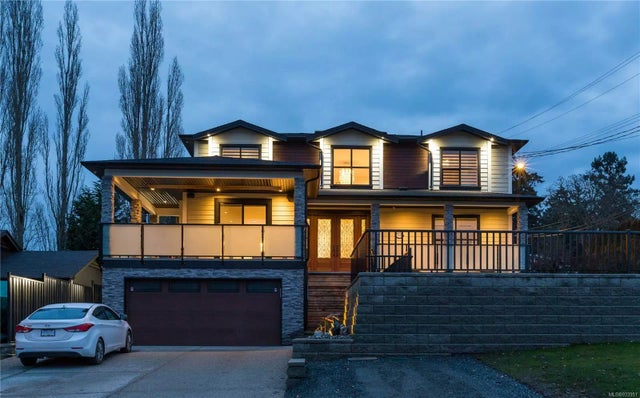 1 of 60 - 800 Daffodil Ave, Saanich, BC