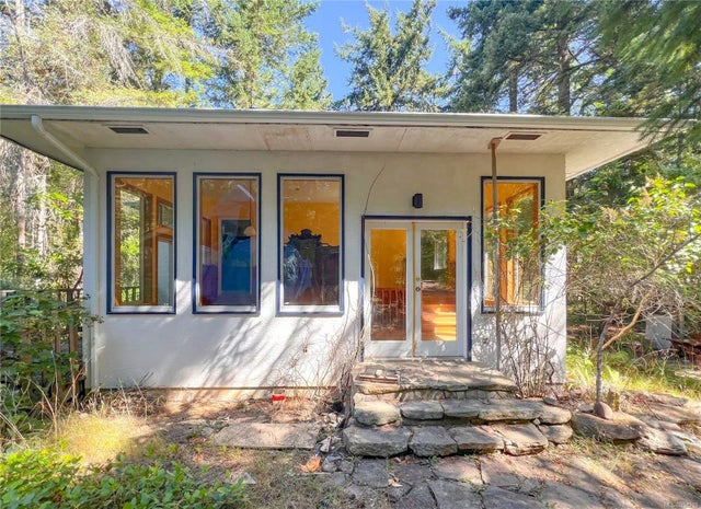 1 of 37 - 2540 Coho Dr, Gabriola Island, BC