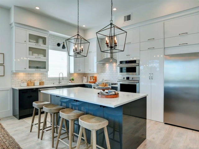 4 of 23 - 2390 Azurite Cres, Langford, BC