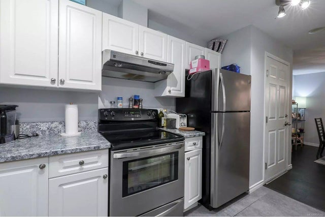 2 of 19 - 1355 Cumberland Rd 302, Courtenay, BC