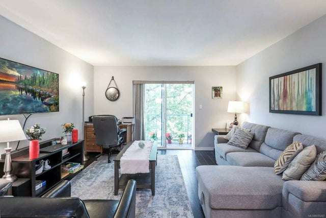 4 of 19 - 1355 Cumberland Rd 302, Courtenay, BC