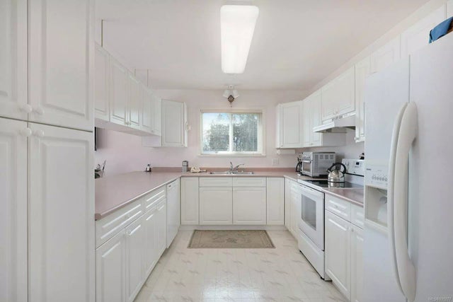 4 of 56 - 163 Baynes Dr, Fanny Bay, BC