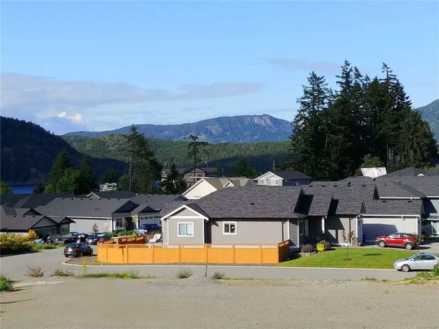 3 of 8 - Lot 1 Vee Rd, Cowichan Bay, BC