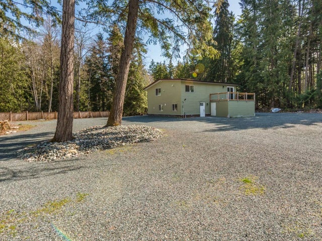 1 of 52 - 964 Englishman River Rd, Errington, BC