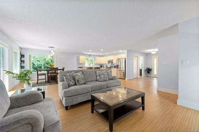 4 of 41 - 3362 Creegan Dr, Chemainus, BC