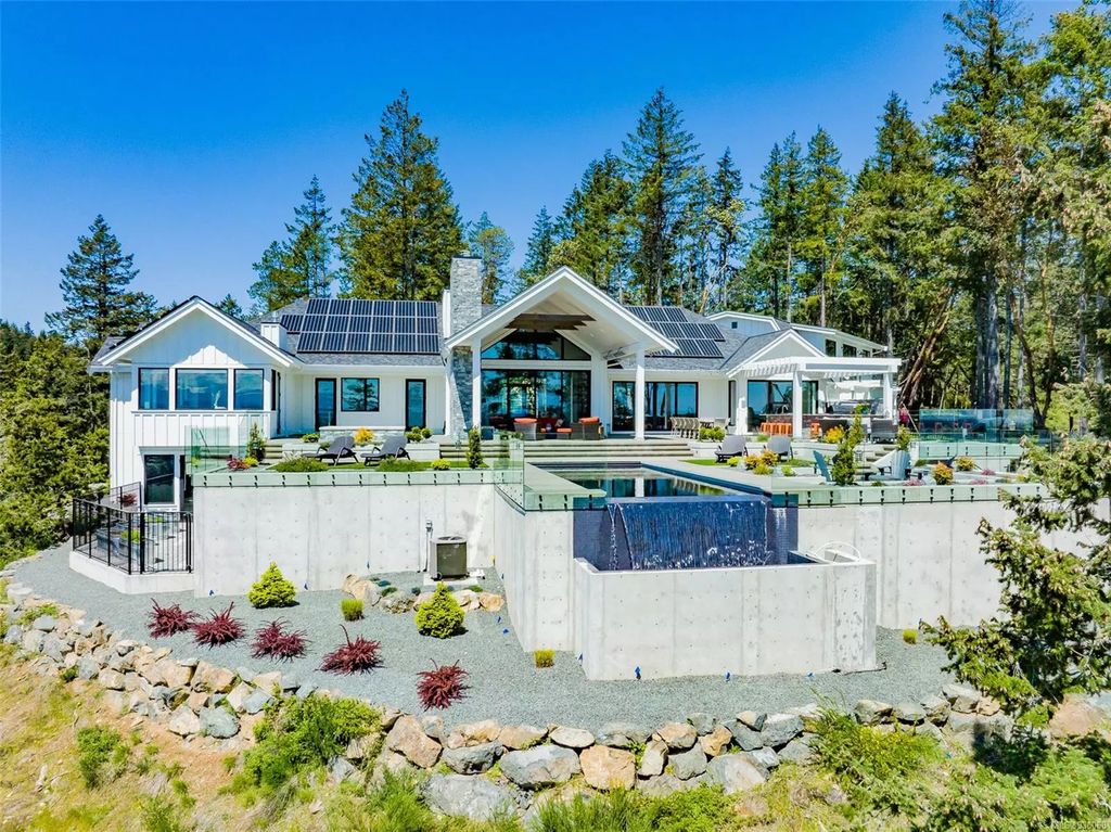 3410 Arrowsmith Rd, Nanaimo