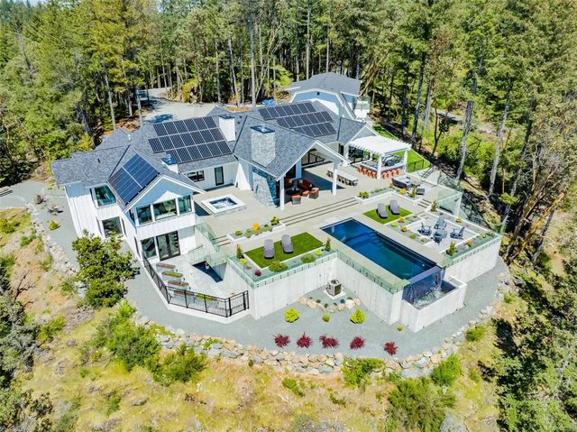 5 of 73 - 3410 Arrowsmith Rd, Nanaimo, BC