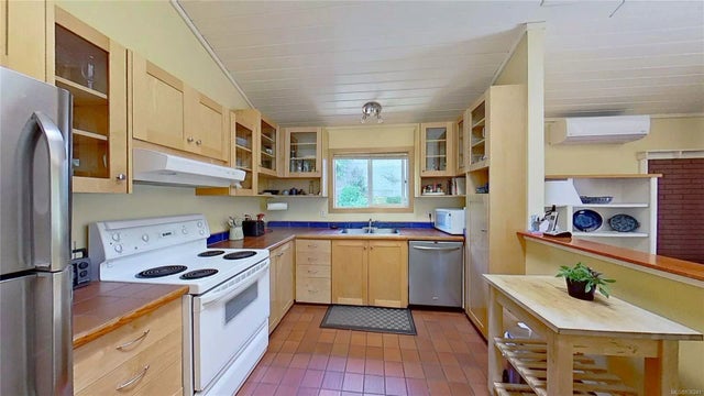 2 of 37 - 375 Tamarack St, Gabriola Island, BC