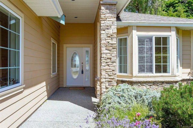 3 of 33 - 1419 Hayhurst Cres, Crofton, BC