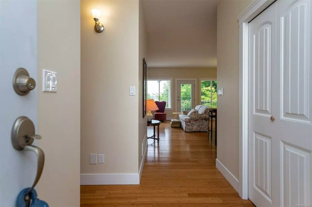 4 of 33 - 1419 Hayhurst Cres, Crofton, BC