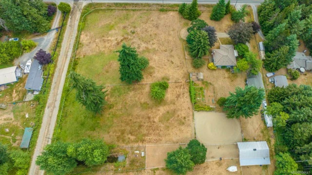 2 of 82 - 1855 Errington Rd, Errington, BC