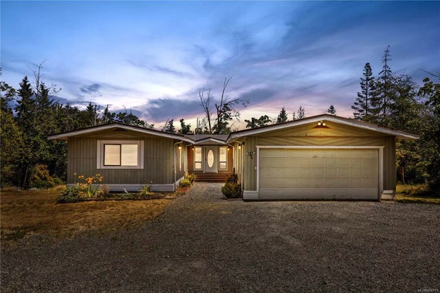 1 of 62 - 6540 Country Rd, Fanny Bay, BC