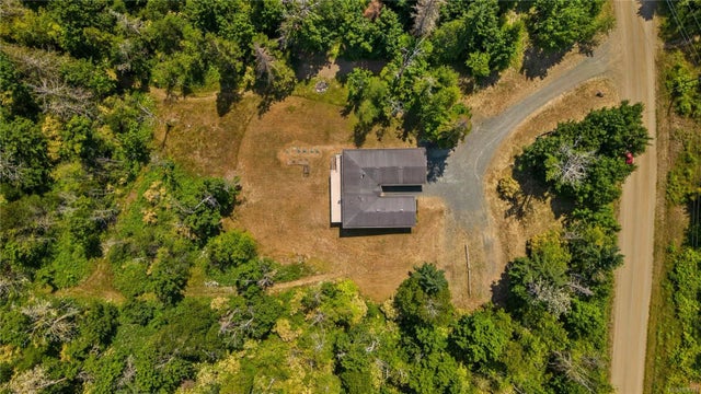 2 of 62 - 6540 Country Rd, Fanny Bay, BC