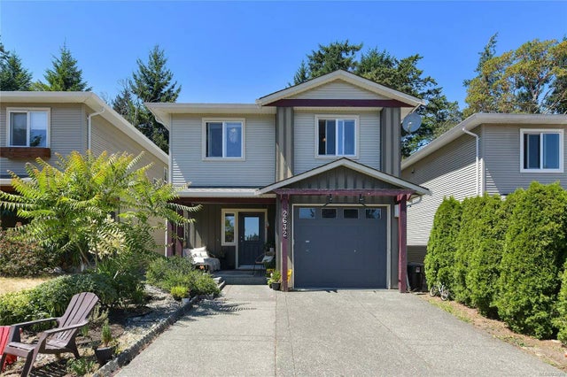 1 of 33 - 2632 Pinnacle Way, Langford, BC