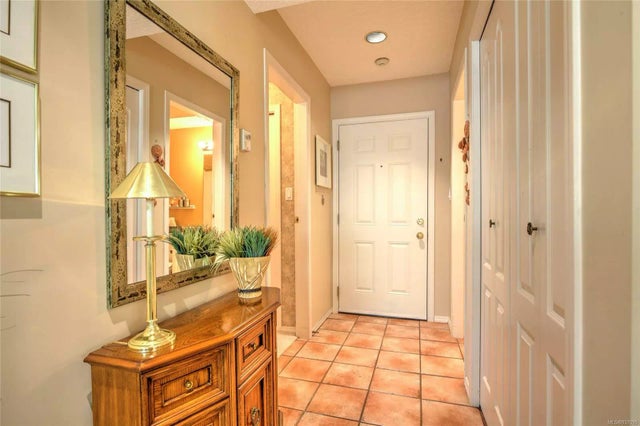 3 of 27 - 3000 Oak St 104a, Chemainus, BC