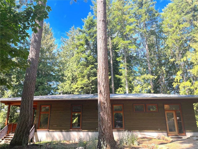 1 of 31 - 961 Harrison Way, Gabriola Island, BC