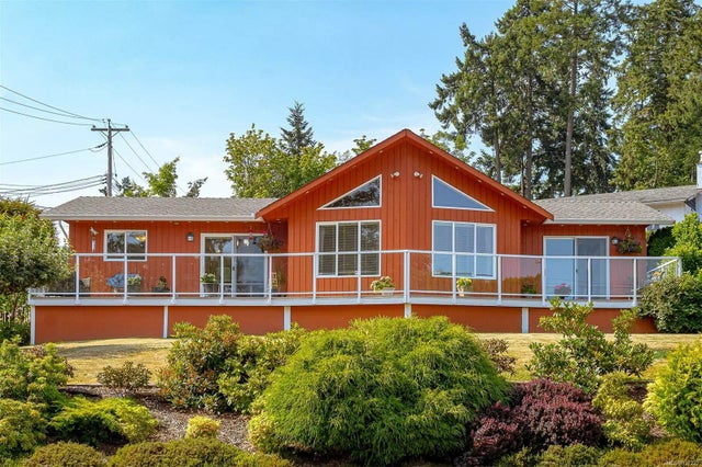 1 of 40 - 4676 Mcgill Rd, Cowichan Bay, BC